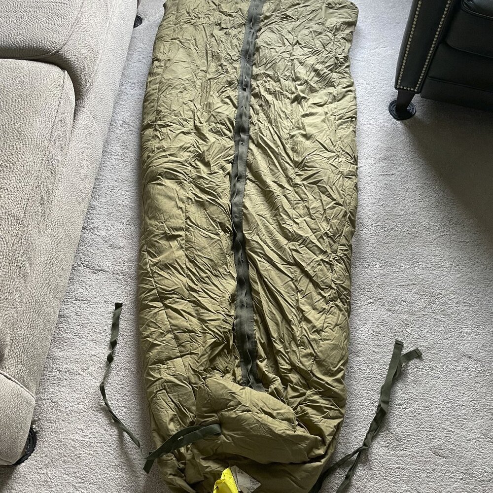 US Army Artic Sleeping Bag